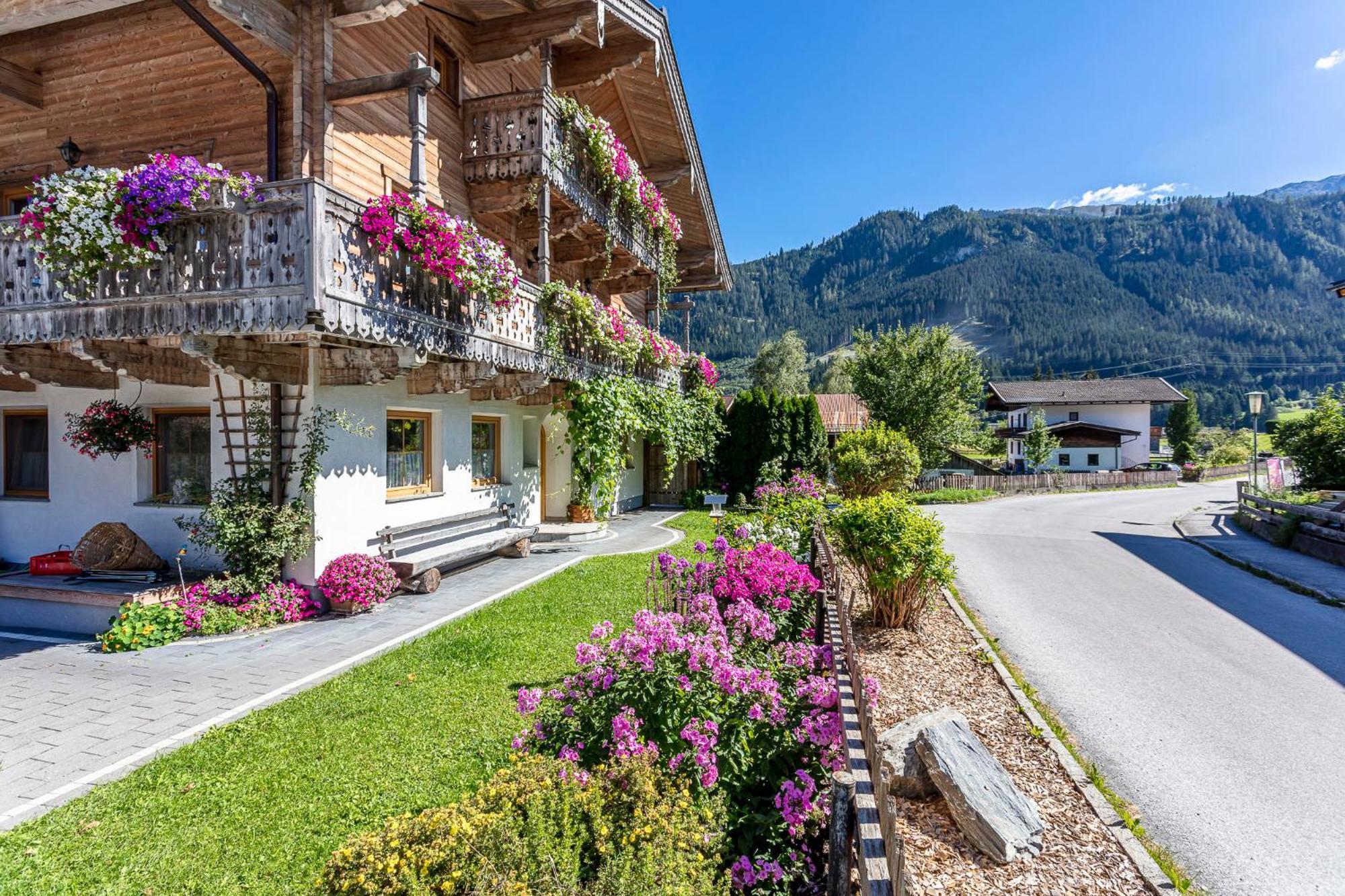 Ferienwohnungen Am Biobauernhof Lahner Bramberg am Wildkogel Exterior foto